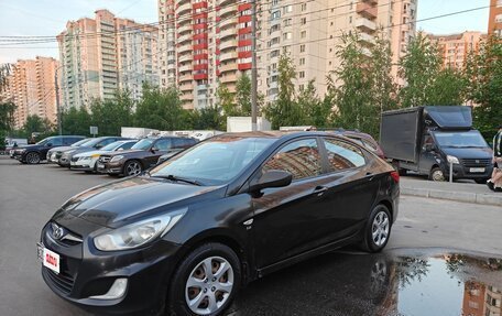 Hyundai Solaris II рестайлинг, 2011 год, 640 000 рублей, 3 фотография