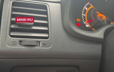 Toyota Corolla, 2011 год, 1 350 000 рублей, 16 фотография