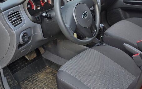 KIA Rio II, 2011 год, 1 050 000 рублей, 12 фотография