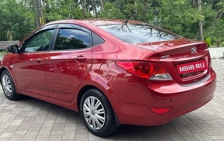 Hyundai Solaris II рестайлинг, 2011 год, 745 000 рублей, 19 фотография