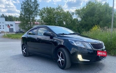 KIA Rio III рестайлинг, 2013 год, 870 000 рублей, 3 фотография