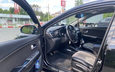 KIA Rio III рестайлинг, 2013 год, 870 000 рублей, 10 фотография