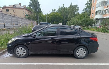 Hyundai Solaris II рестайлинг, 2013 год, 650 000 рублей, 4 фотография