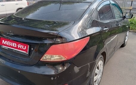 Hyundai Solaris II рестайлинг, 2013 год, 650 000 рублей, 6 фотография