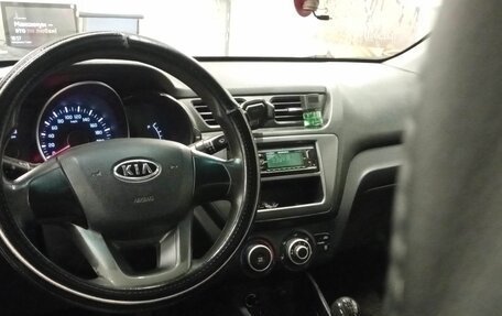 KIA Rio III рестайлинг, 2012 год, 567 000 рублей, 5 фотография