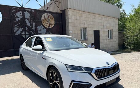Skoda Octavia IV, 2025 год, 3 300 000 рублей, 3 фотография