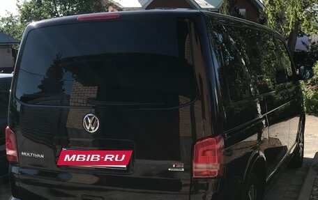 Volkswagen Multivan T5, 2015 год, 3 500 000 рублей, 4 фотография