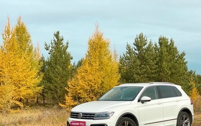 Volkswagen Tiguan II, 2019 год, 3 700 000 рублей, 1 фотография