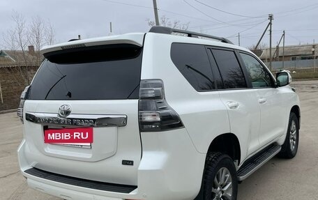 Toyota Land Cruiser Prado 150 рестайлинг 2, 2017 год, 3 900 000 рублей, 10 фотография