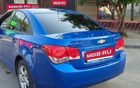 Chevrolet Cruze II, 2011 год, 700 000 рублей, 5 фотография