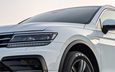Volkswagen Tiguan II, 2019 год, 3 700 000 рублей, 7 фотография