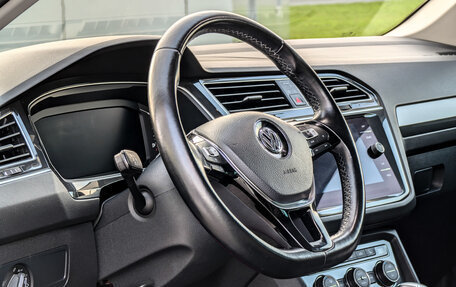 Volkswagen Tiguan II, 2019 год, 3 700 000 рублей, 11 фотография