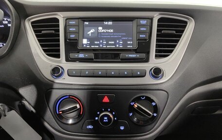 Hyundai Solaris II рестайлинг, 2019 год, 1 325 000 рублей, 15 фотография