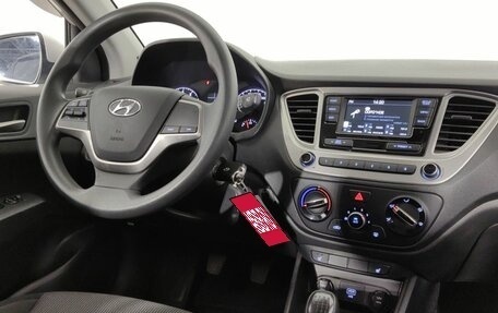 Hyundai Solaris II рестайлинг, 2019 год, 1 325 000 рублей, 9 фотография