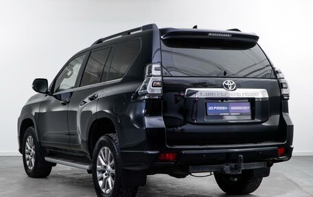 Toyota Land Cruiser Prado 150 рестайлинг 2, 2019 год, 4 674 300 рублей, 2 фотография