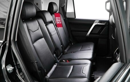 Toyota Land Cruiser Prado 150 рестайлинг 2, 2019 год, 4 674 300 рублей, 7 фотография