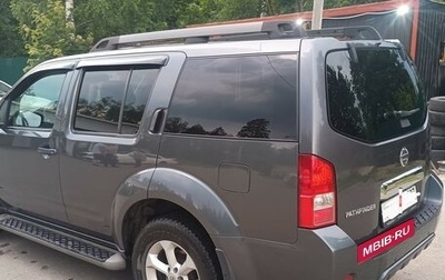 Nissan Pathfinder, 2013 год, 2 200 000 рублей, 1 фотография