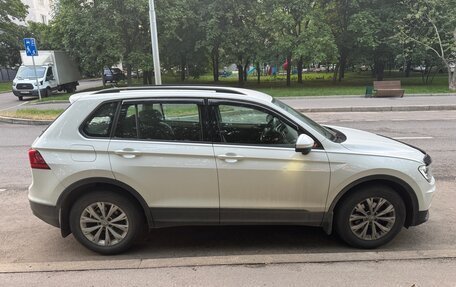 Volkswagen Tiguan II, 2020 год, 2 950 000 рублей, 3 фотография