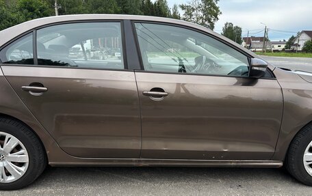Volkswagen Jetta VI, 2011 год, 650 000 рублей, 7 фотография