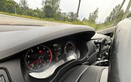 Volkswagen Jetta VI, 2011 год, 650 000 рублей, 11 фотография