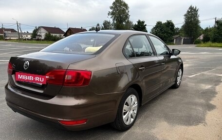Volkswagen Jetta VI, 2011 год, 650 000 рублей, 6 фотография