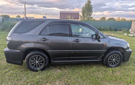 Toyota Harrier, 2002 год, 1 250 000 рублей, 7 фотография