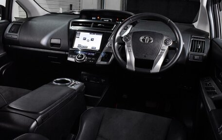 Toyota Prius Alpha I (ZVW40/41), 2014 год, 1 199 000 рублей, 6 фотография