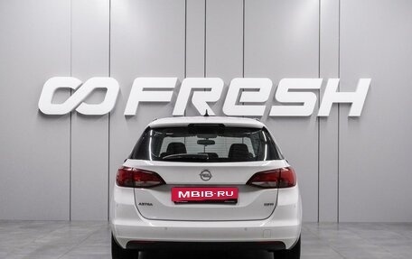 Opel Astra K, 2018 год, 1 334 000 рублей, 4 фотография
