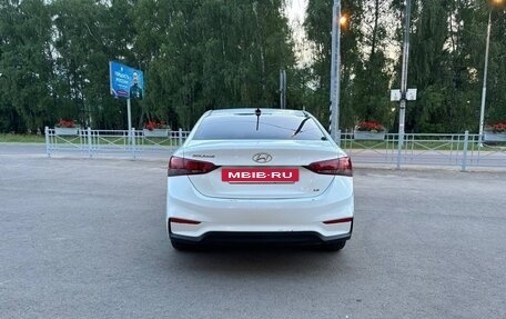 Hyundai Solaris II рестайлинг, 2019 год, 950 000 рублей, 5 фотография