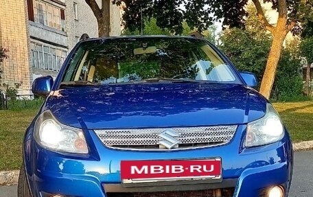 Suzuki SX4 II рестайлинг, 2013 год, 1 000 000 рублей, 2 фотография