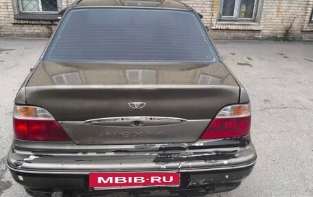 Daewoo Nexia I рестайлинг, 2003 год, 110 000 рублей, 4 фотография