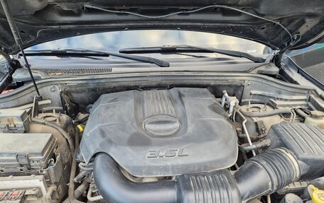 Jeep Grand Cherokee, 2010 год, 1 800 000 рублей, 23 фотография