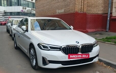 BMW 5 серия, 2020 год, 4 800 000 рублей, 4 фотография