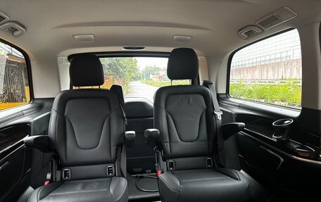 Mercedes-Benz V-Класс, 2015 год, 3 580 000 рублей, 8 фотография