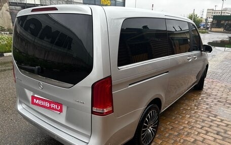 Mercedes-Benz V-Класс, 2015 год, 3 580 000 рублей, 5 фотография