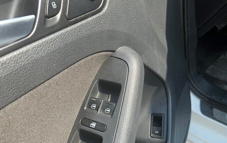 Volkswagen Jetta VI, 2014 год, 830 000 рублей, 10 фотография