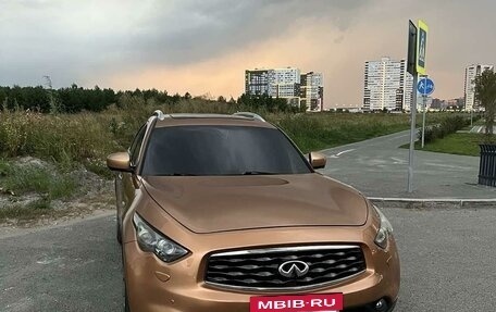 Infiniti FX II, 2008 год, 1 450 000 рублей, 17 фотография