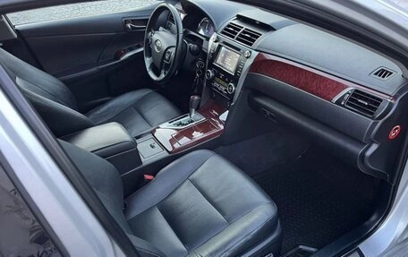 Toyota Camry, 2013 год, 1 700 000 рублей, 8 фотография