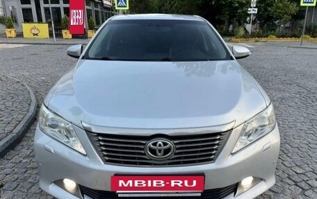 Toyota Camry, 2013 год, 1 700 000 рублей, 2 фотография