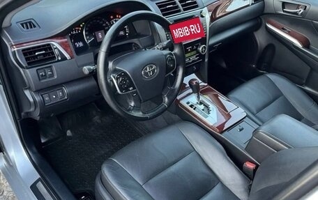 Toyota Camry, 2013 год, 1 700 000 рублей, 11 фотография