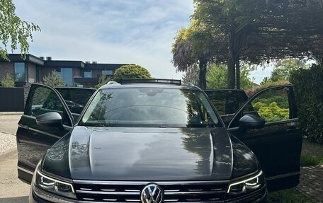 Volkswagen Tiguan II, 2019 год, 2 800 000 рублей, 7 фотография
