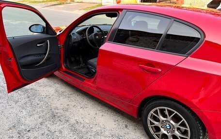 BMW 1 серия, 2006 год, 680 000 рублей, 13 фотография