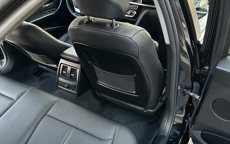BMW 3 серия, 2018 год, 2 390 000 рублей, 14 фотография