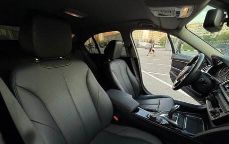 BMW 3 серия, 2018 год, 2 390 000 рублей, 16 фотография
