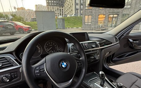 BMW 3 серия, 2018 год, 2 390 000 рублей, 17 фотография