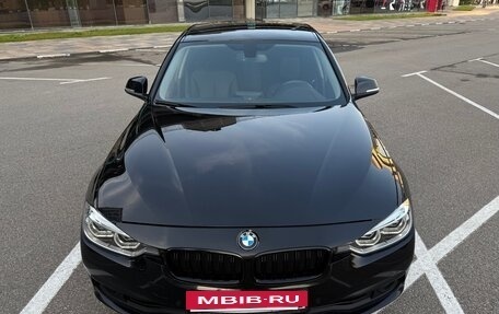 BMW 3 серия, 2018 год, 2 390 000 рублей, 10 фотография