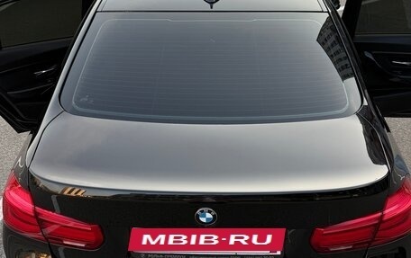 BMW 3 серия, 2018 год, 2 390 000 рублей, 11 фотография
