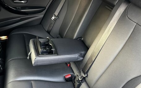 BMW 3 серия, 2018 год, 2 390 000 рублей, 35 фотография