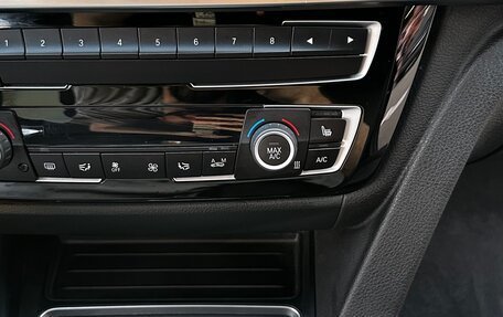 BMW 3 серия, 2018 год, 2 390 000 рублей, 38 фотография