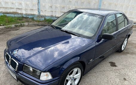 BMW 3 серия, 1996 год, 410 000 рублей, 3 фотография